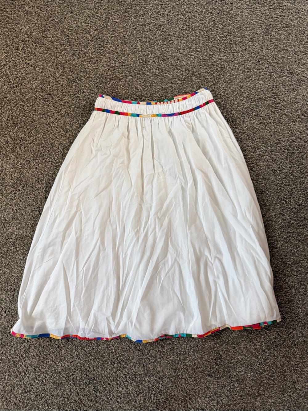 Antonio Melani size 6–White Midi Skirt with Color-Block Trim